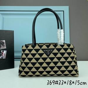 Prada Handbags 425